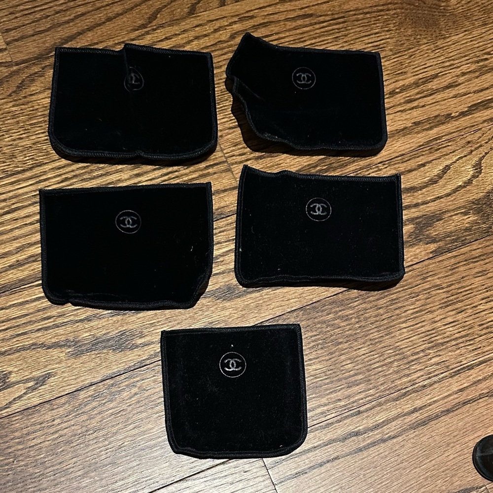 CHANEL Compact Sleeves